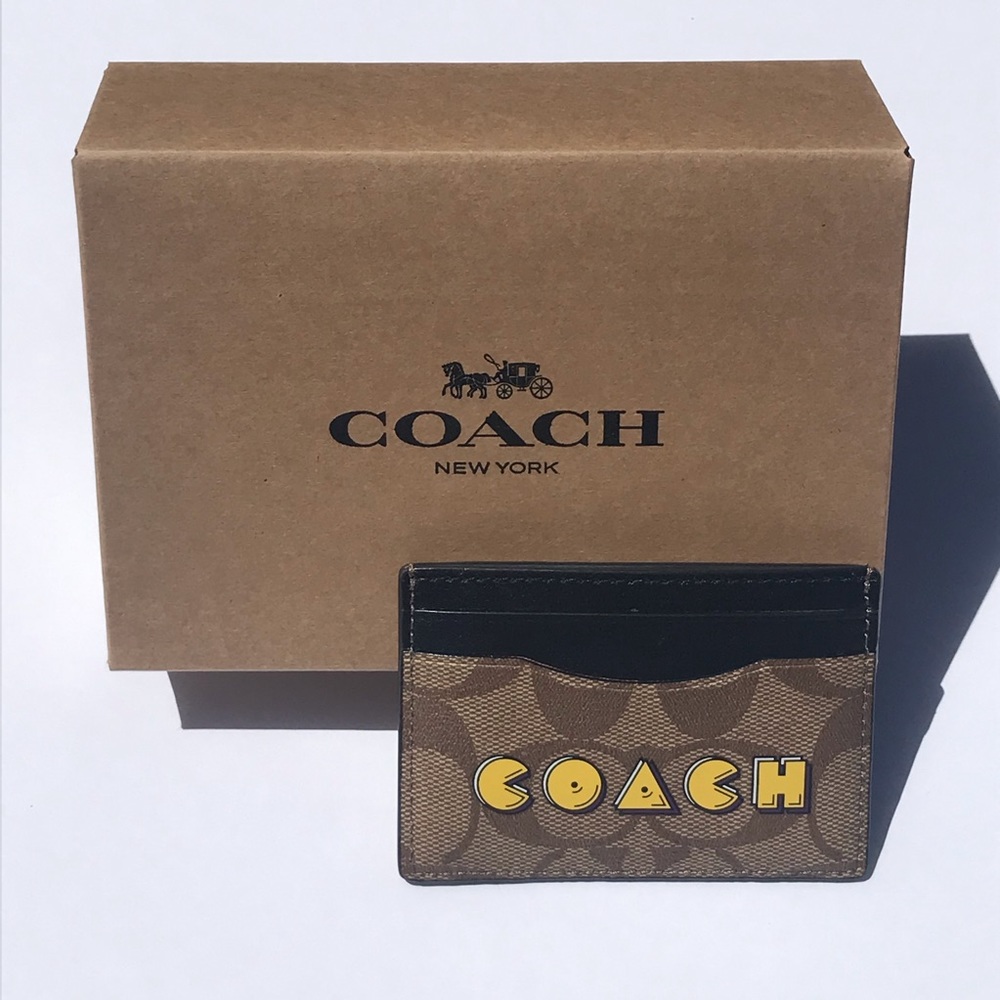 Coach x Pac-Man Men's Signature CC/ID  Holder - Picture 2 of 4